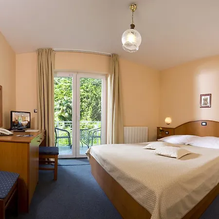 Stanger Hotel 3*