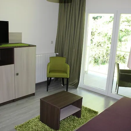 Stanger Hotel 3*
