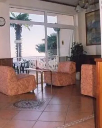 Hotel Stanger 3*