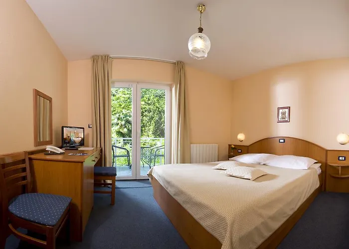 Stanger Hotel 3*