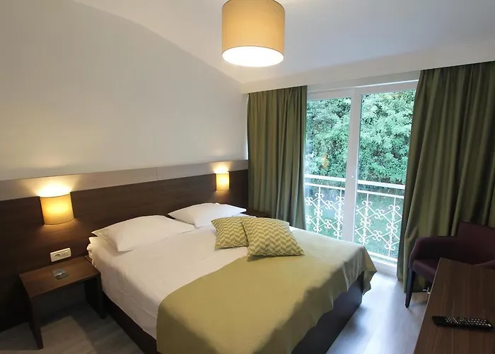 Hotel Stanger 3*