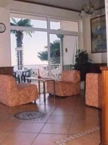 Hotel Stanger 3*